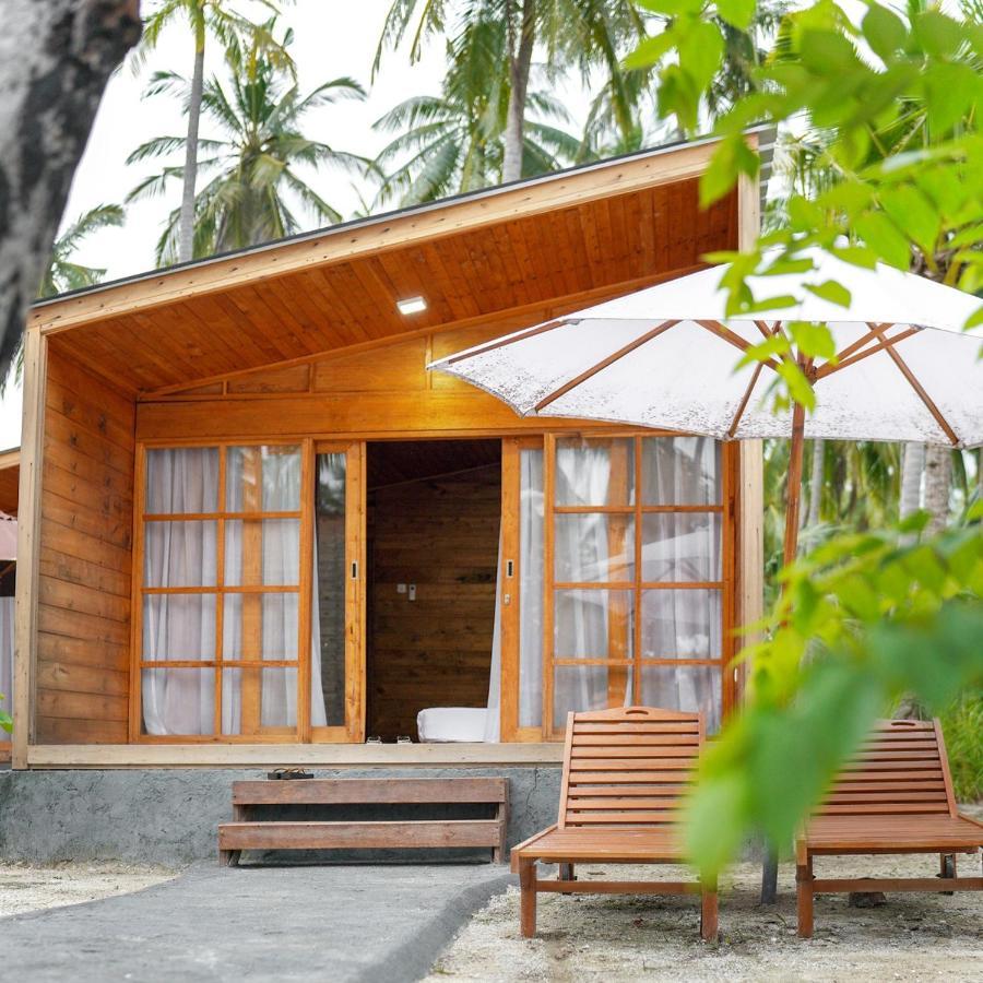 Pulau Mahitam Resort & Cottage By Hotelku Menango エクステリア 写真